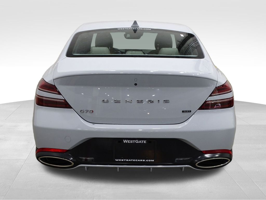 2022 Genesis G70 3.3T photo 4