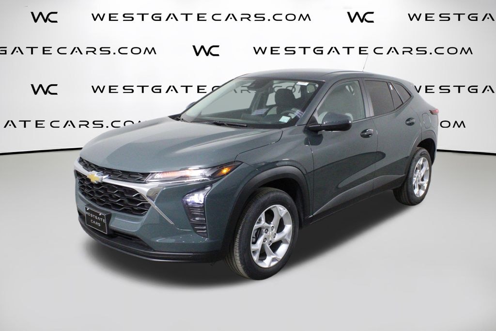 Used 2025 Chevrolet Trax LS SUV