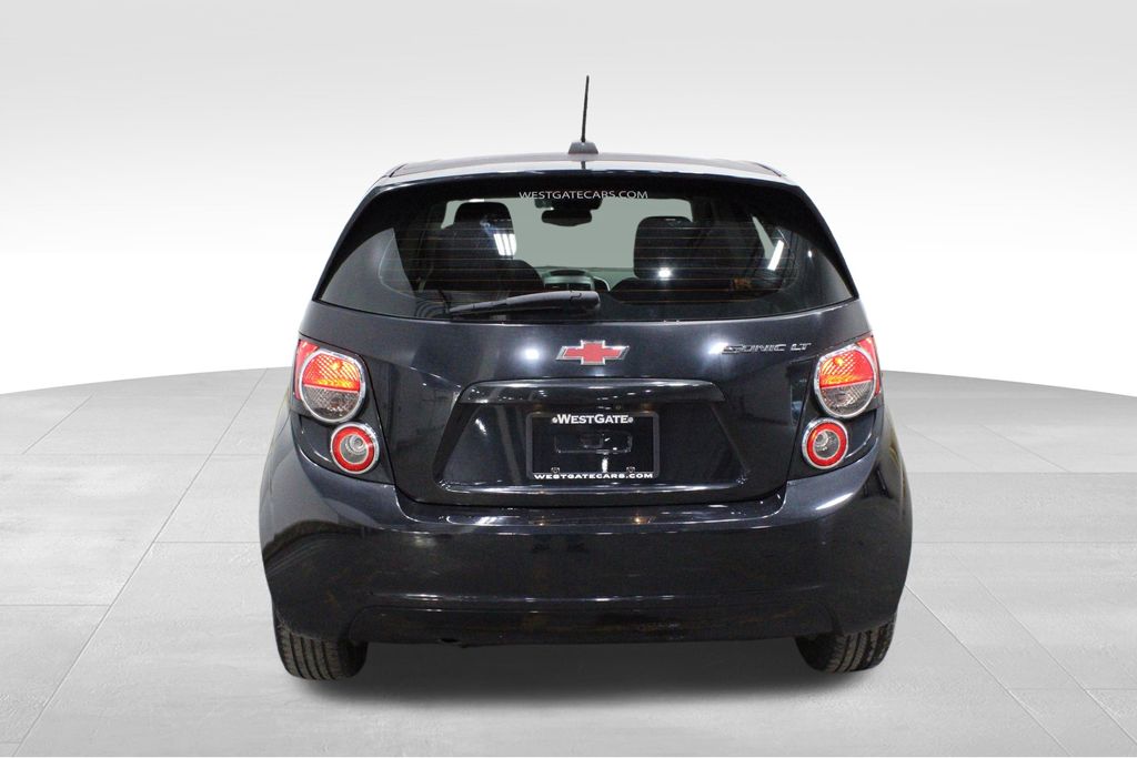 2015 Chevrolet Sonic LT photo 3