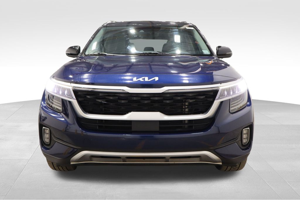 2022 Kia Seltos SX photo 2
