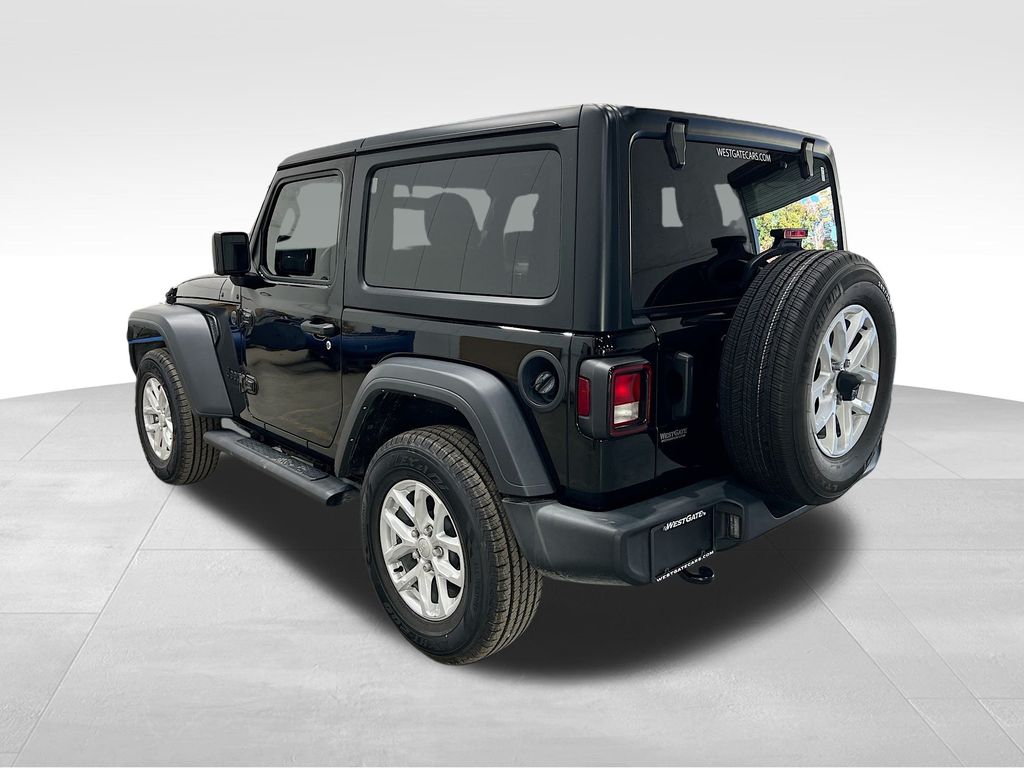 2023 Jeep Wrangler Sport S photo 4