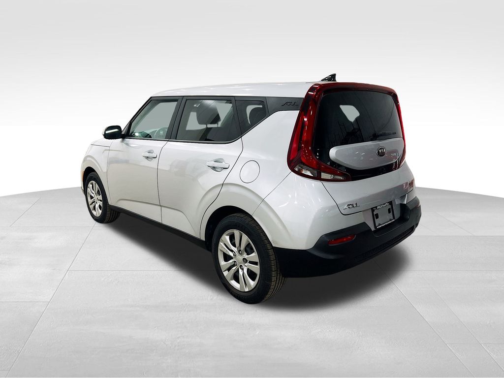 2020 Kia Soul LX photo 4