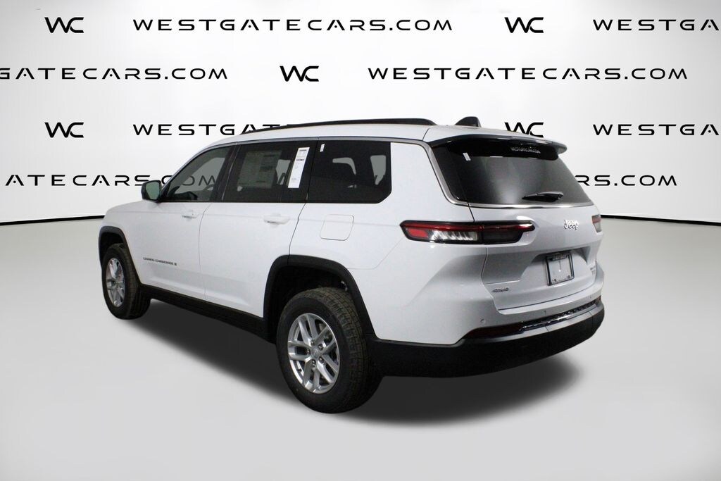 New 2025 Jeep Grand Cherokee L L LAREDO 4X4 Sport Utility