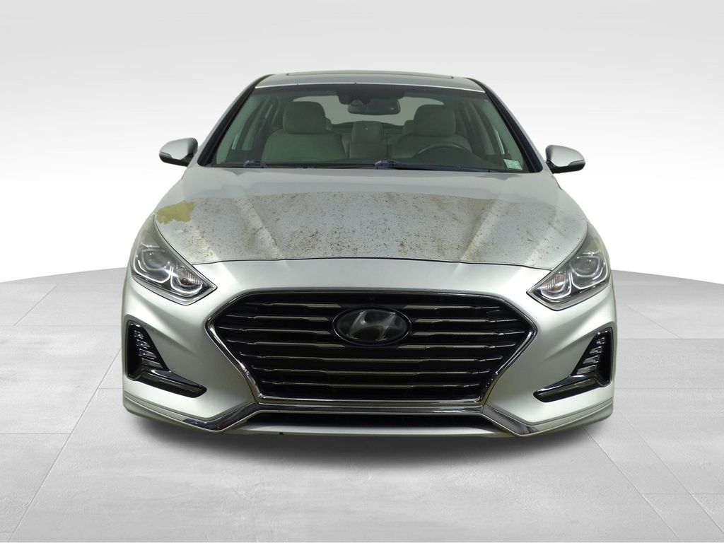 2018 Hyundai Sonata Limited photo 2
