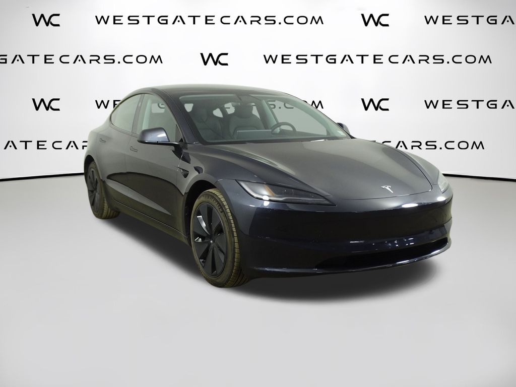 2025 Tesla Model 3 Performance's photo