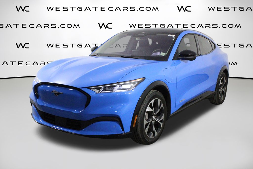 2022 Ford Mustang-Mach-e Premium's photo