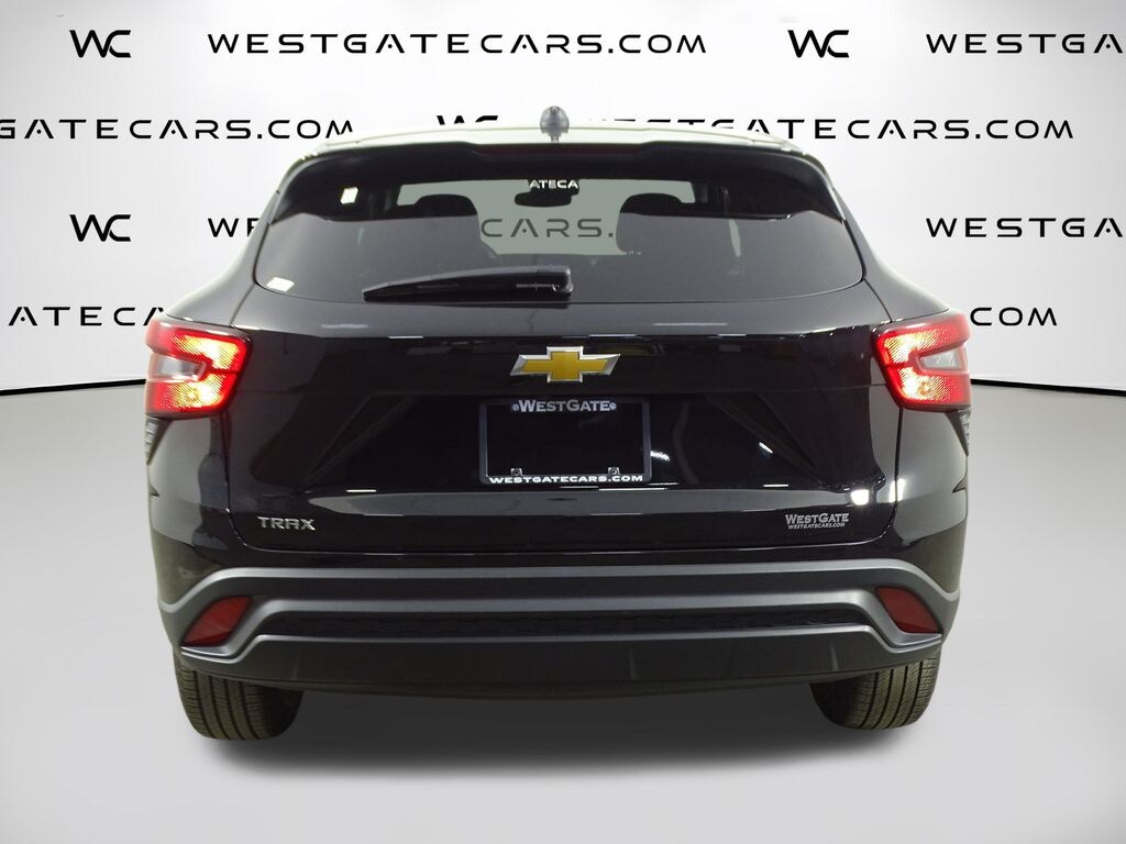 Used 2025 Chevrolet Trax LS SUV