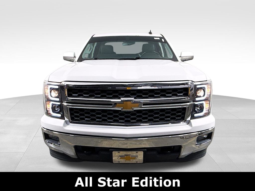 2015 Chevrolet Silverado 1500 LT photo 2