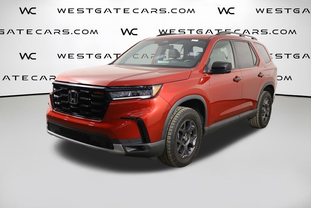 Used 2024 Honda Pilot TrailSport SUV