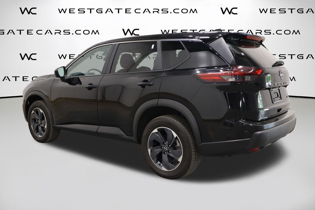 Used 2024 Nissan Rogue SV SUV