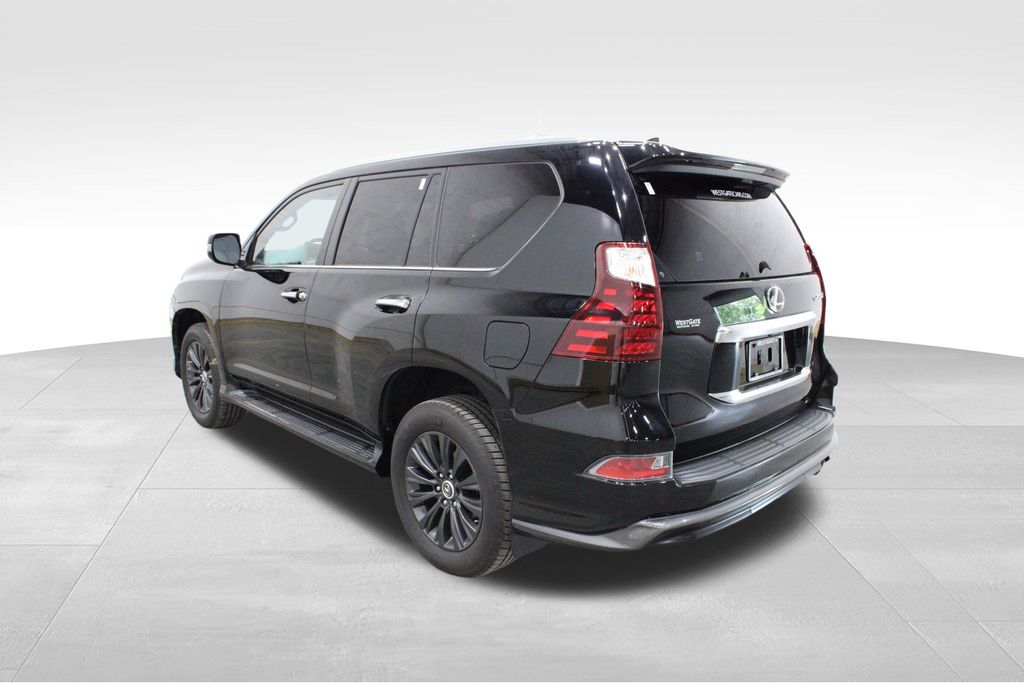 2021 Lexus GX 460 photo 3