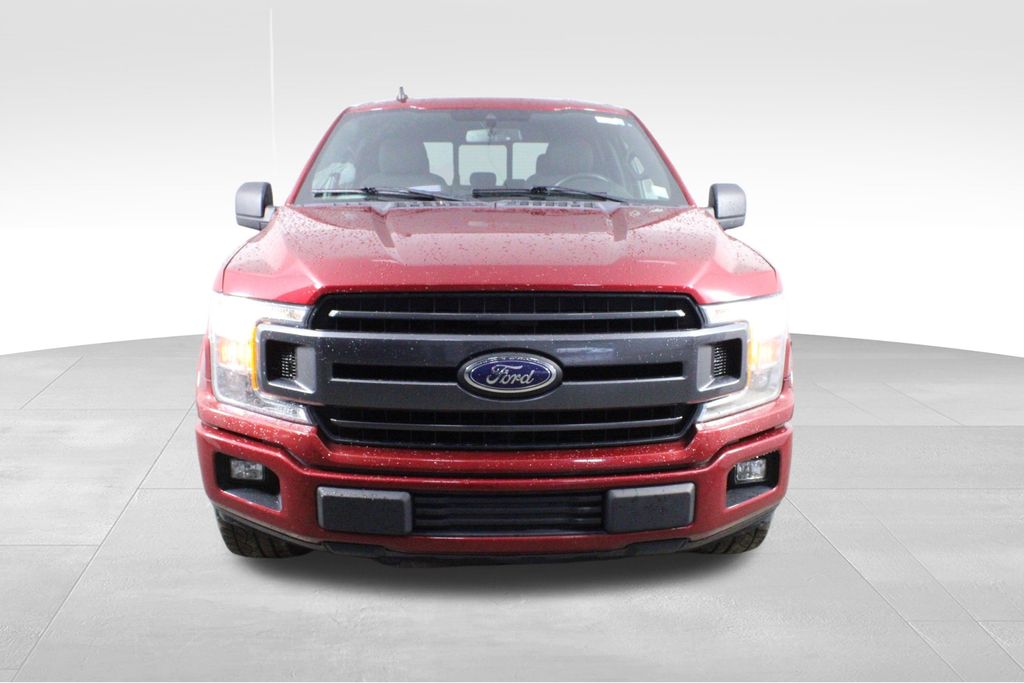 2019 Ford F-150 XLT photo 2