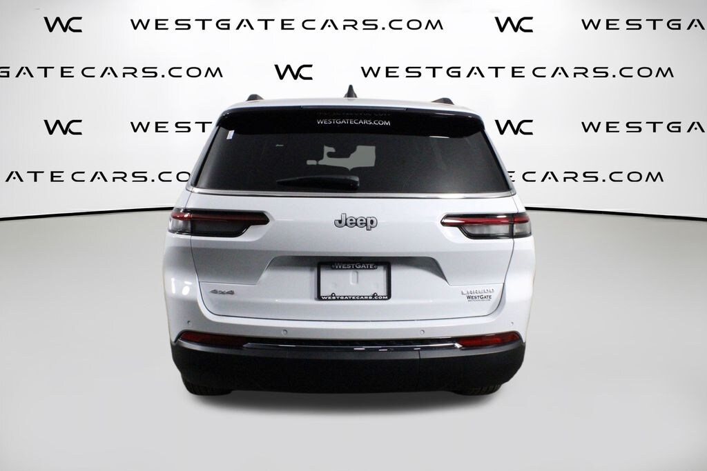 New 2025 Jeep Grand Cherokee L L LAREDO 4X4 Sport Utility