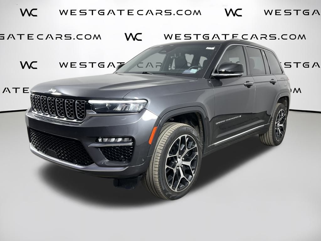 2022 Jeep Grand Cherokee Summit Reserve's photo