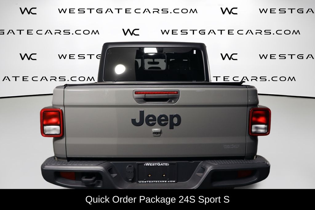 Used 2022 Jeep Gladiator Sport Truck Crew Cab