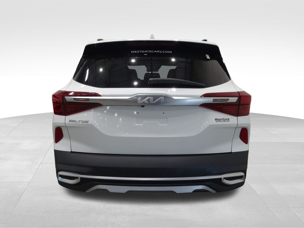 2023 Kia Seltos EX photo 4