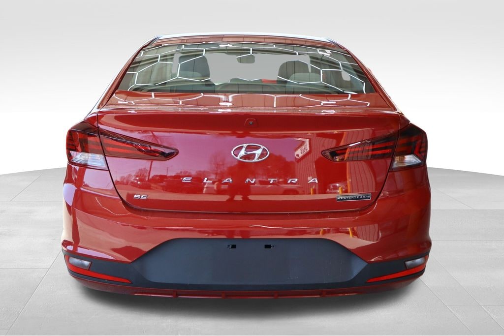 Used 2020 Hyundai Elantra SE Sedan