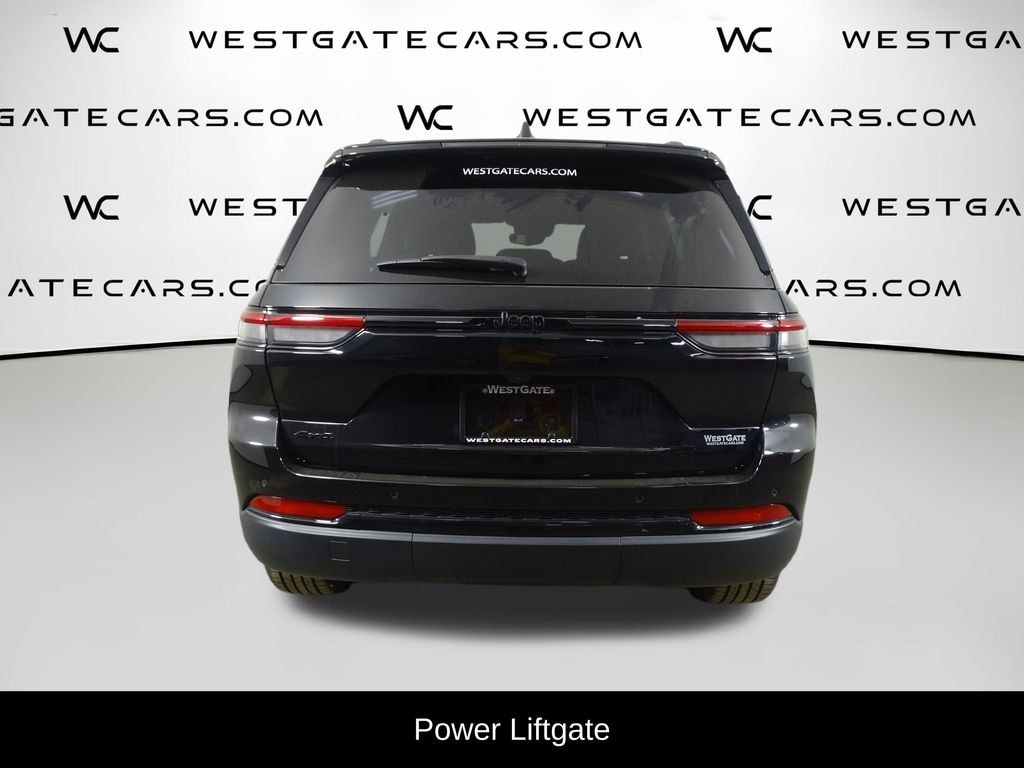 Used 2023 Jeep Grand Cherokee Altitude SUV