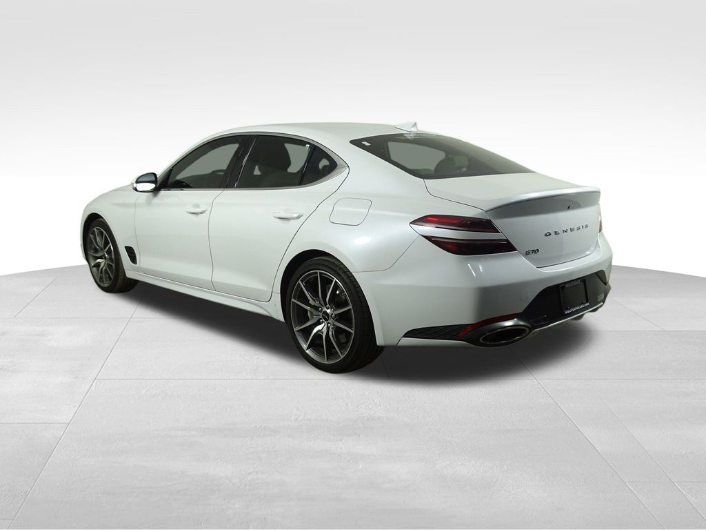 2024 Genesis G70 2.5T photo 3