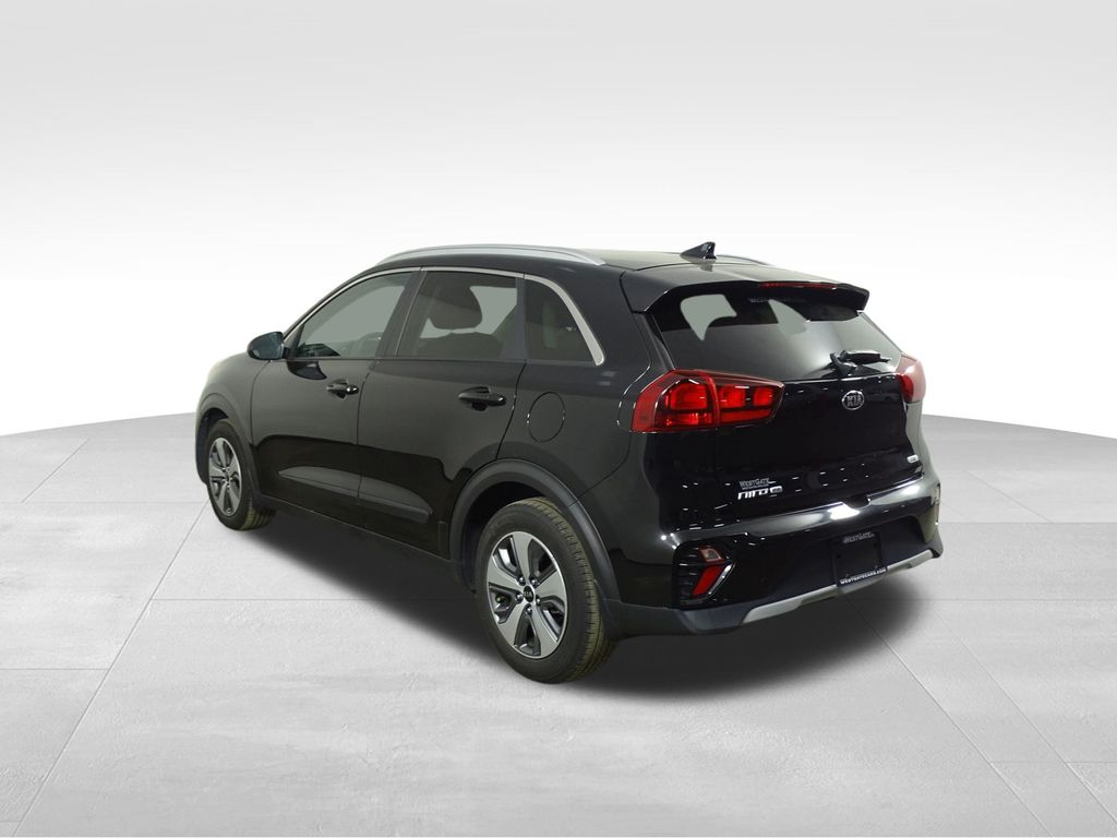 2021 Kia Niro LX photo 3