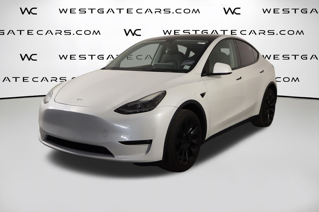 2023 Tesla Model Y Long Range Dual Motor All-Wheel Drive's photo