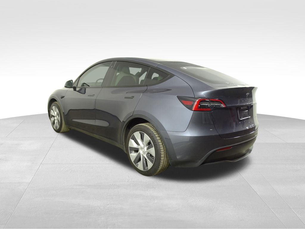 2023 Tesla Model Y Long Range photo 3