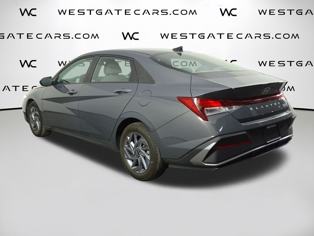 Used 2024 Hyundai Elantra SEL Sedan