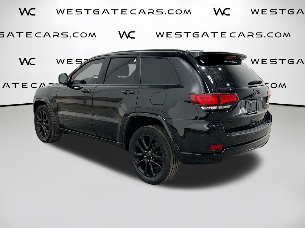 2019 Jeep Grand Cherokee Altitude photo 2