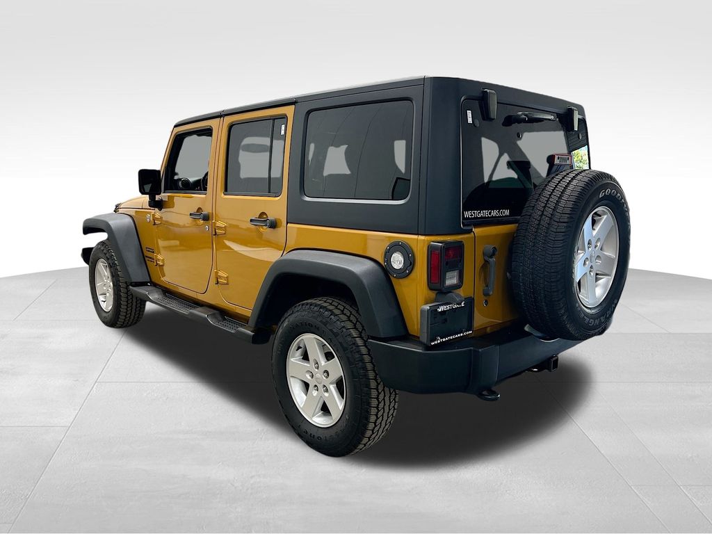 2014 Jeep Wrangler Unlimited Sport photo 4