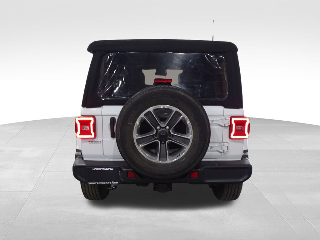 2021 Jeep Wrangler Unlimited Sahara photo 4