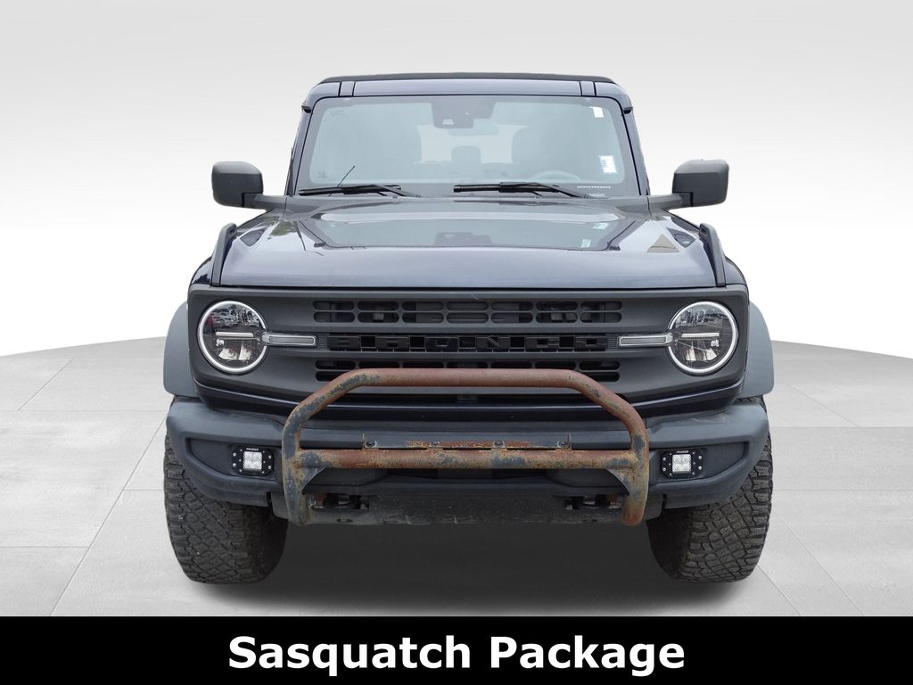 2021 Ford Bronco Base photo 2