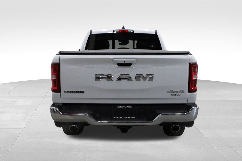 2025 Ram 1500 Laramie photo 3