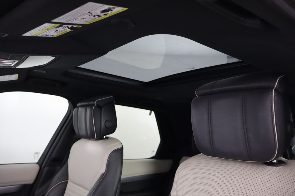 2022 Land Rover Discovery HSE R Dynamic - Photo 24
