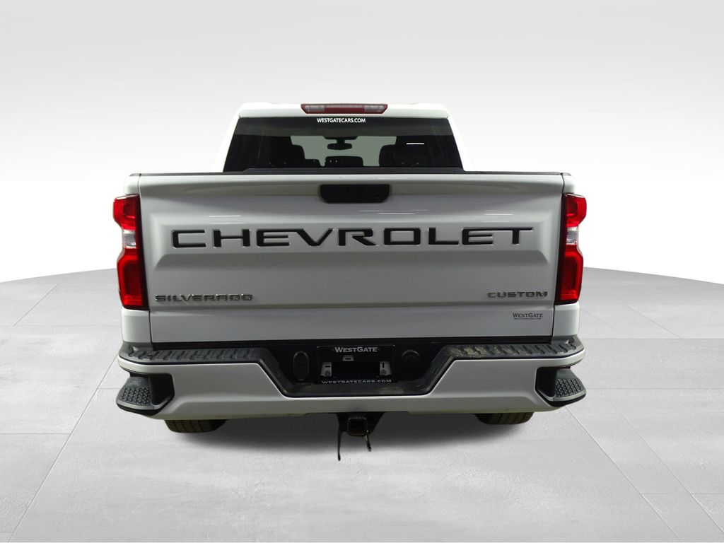 2020 Chevrolet Silverado 1500 Custom photo 4