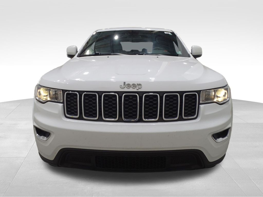2019 Jeep Grand Cherokee Laredo E photo 2
