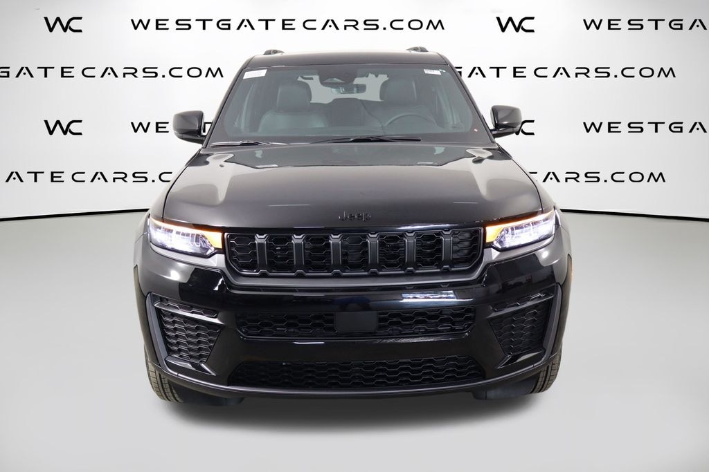 New 2027 Jeep Grand Cherokee Laredo Altitude Sport Utility