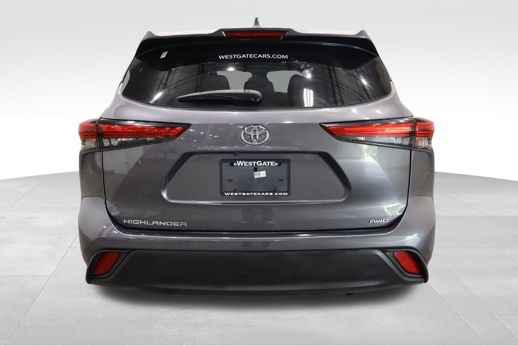 2020 Toyota Highlander L photo 4