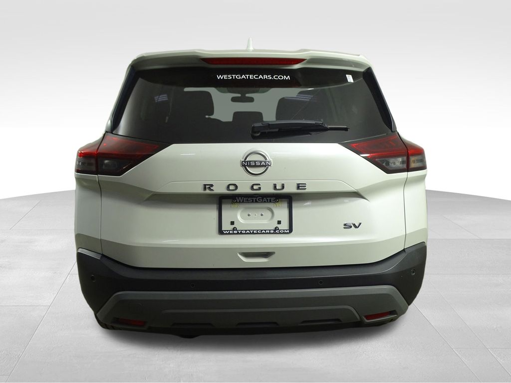2023 Nissan Rogue SV photo 4