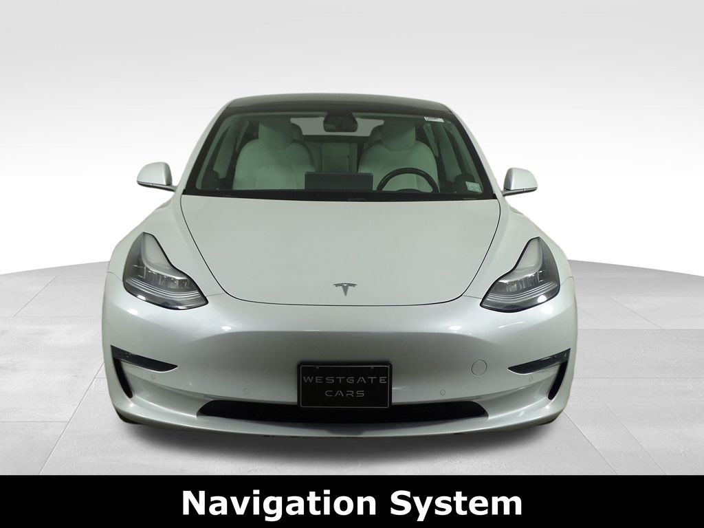 2019 Tesla Model 3 Mid Range photo 2