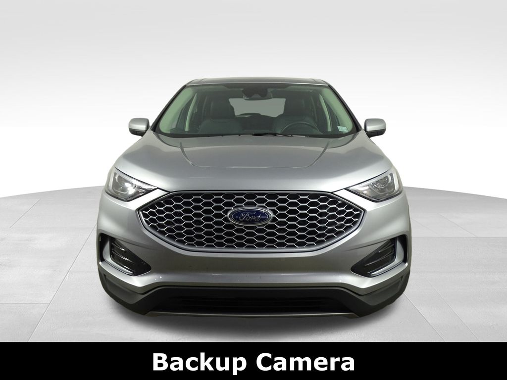 2024 Ford Edge SEL photo 2