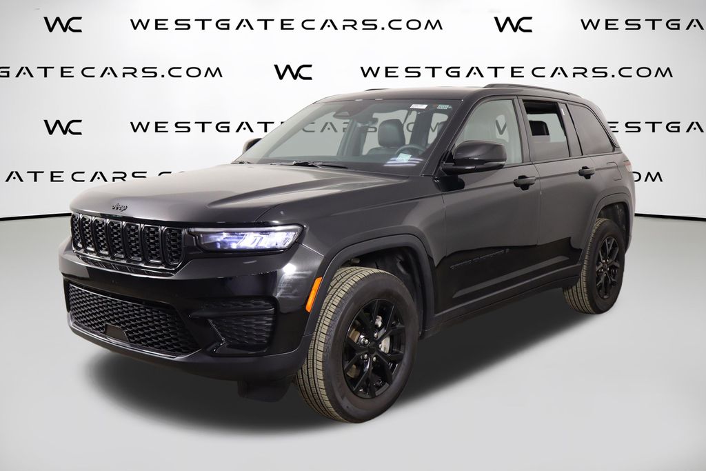 2025 Jeep Grand Cherokee Altitude 4x4's photo