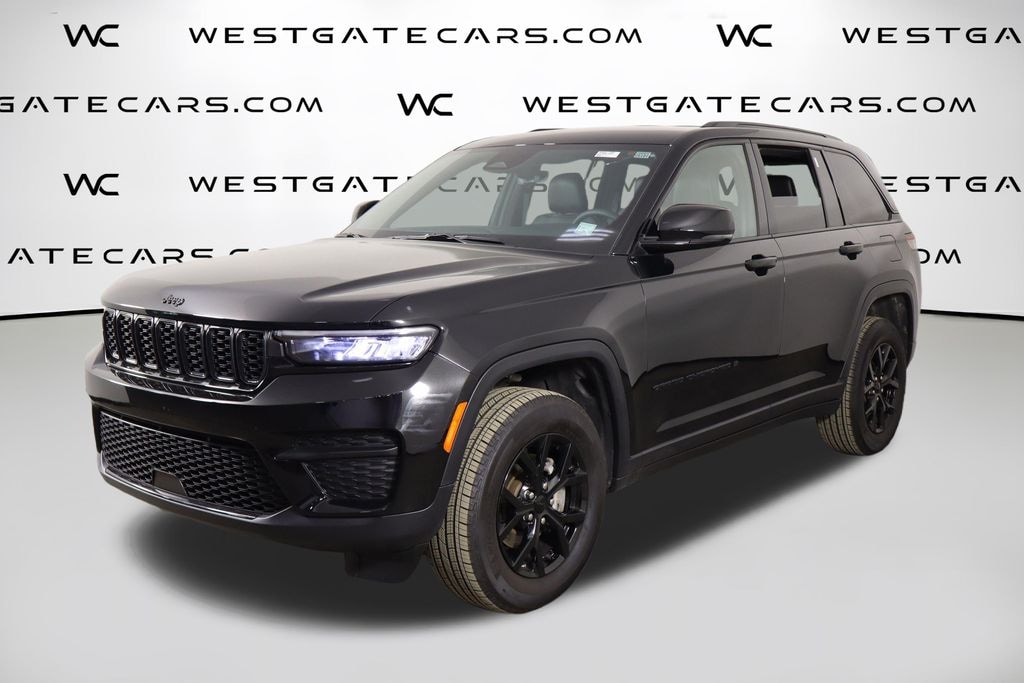 Used 2025 Jeep Grand Cherokee Altitude SUV