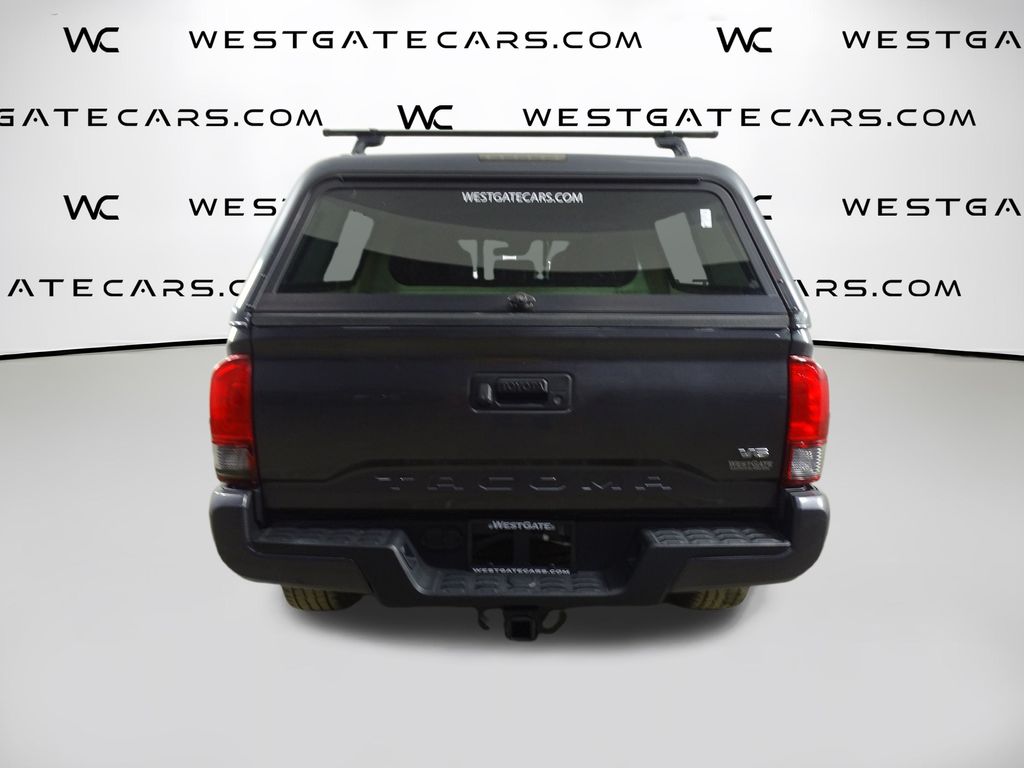 2019 Toyota Tacoma SR5 photo 2