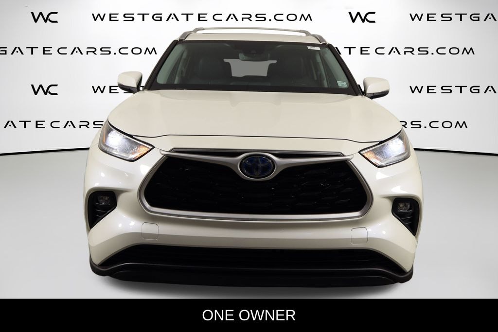 Used 2021 Toyota Highlander Hybrid XLE SUV
