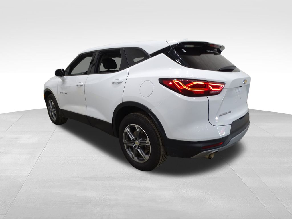 2023 Chevrolet Blazer 2LT photo 3