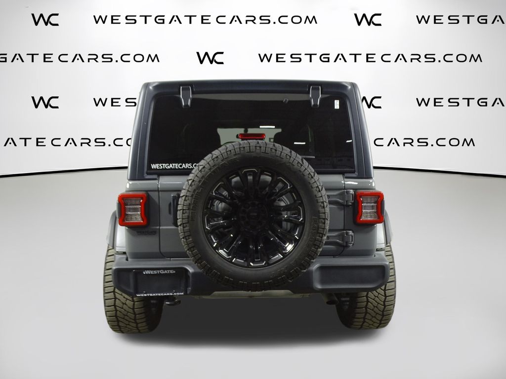 2022 Jeep Wrangler Unlimited Sport Altitude photo 2