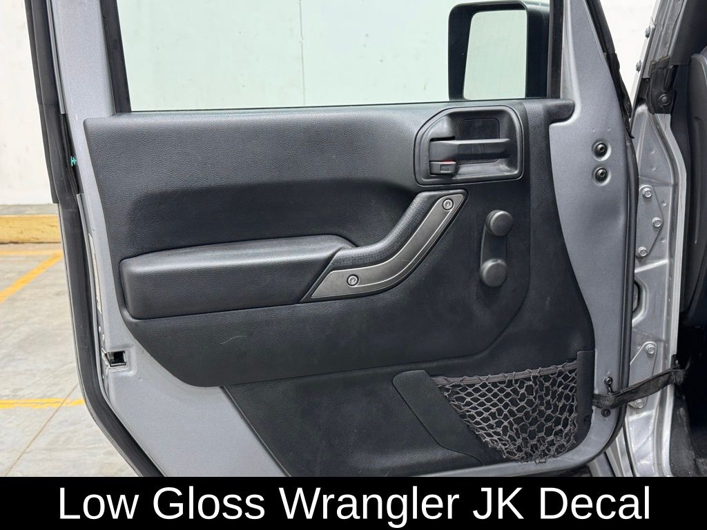 2018 Jeep Wrangler JK Willys Wheeler - Photo 14