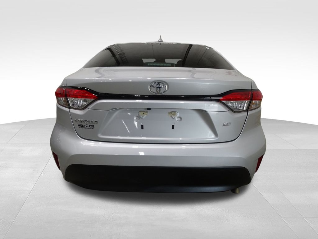 2023 Toyota Corolla LE photo 4