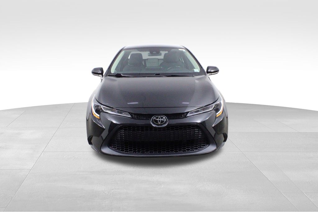 2021 Toyota Corolla L photo 2