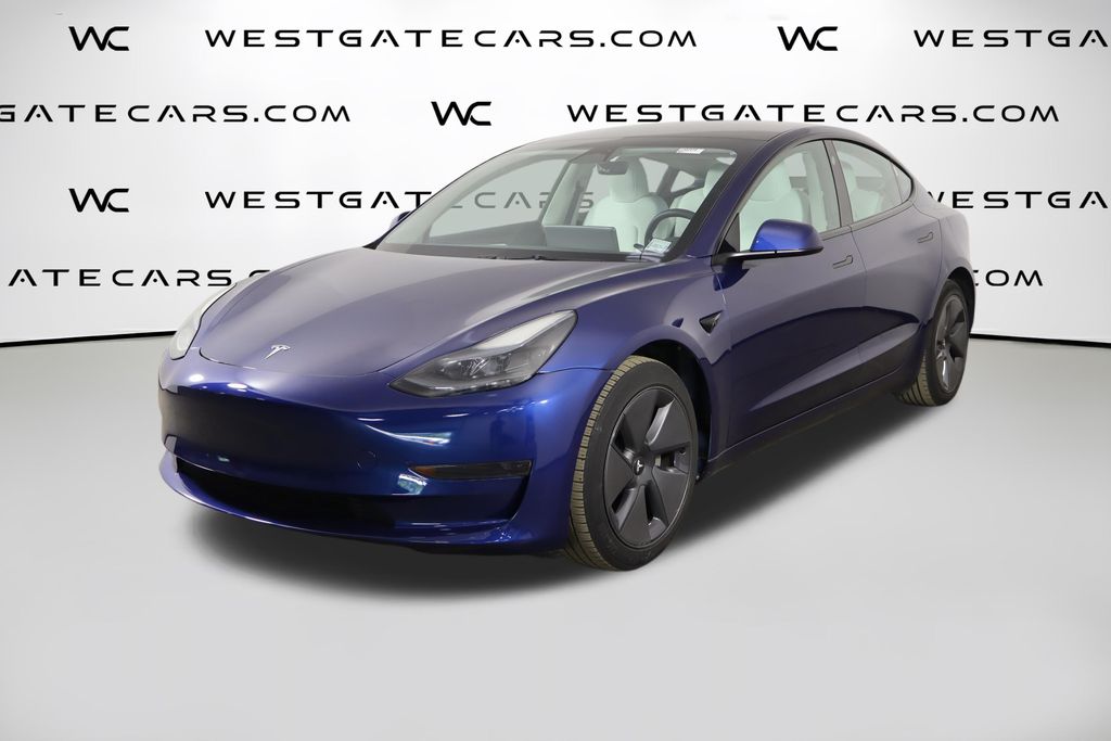 2023 Tesla Model 3 -'s photo